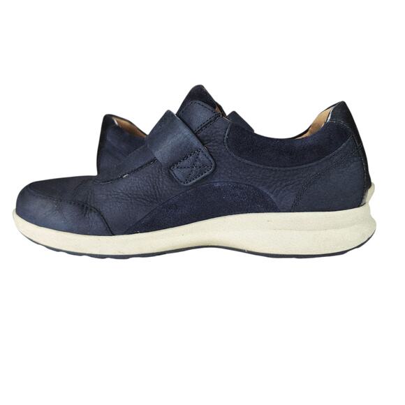 Clarks Sneaker sz 8.5M Women Un Adorn Lo Suede Navy Blue Hook Loop Strap Comfort - Picture 6 of 11